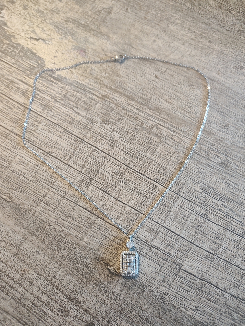 Sterling Silver Cubic Zirconia Pendant Necklace - White- 18 Inches. - Picture 5 of 9